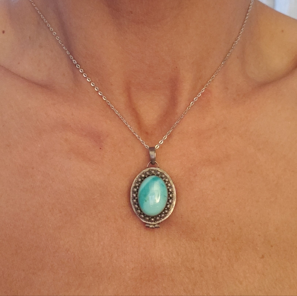 Turquoise Oval Locket Necklace